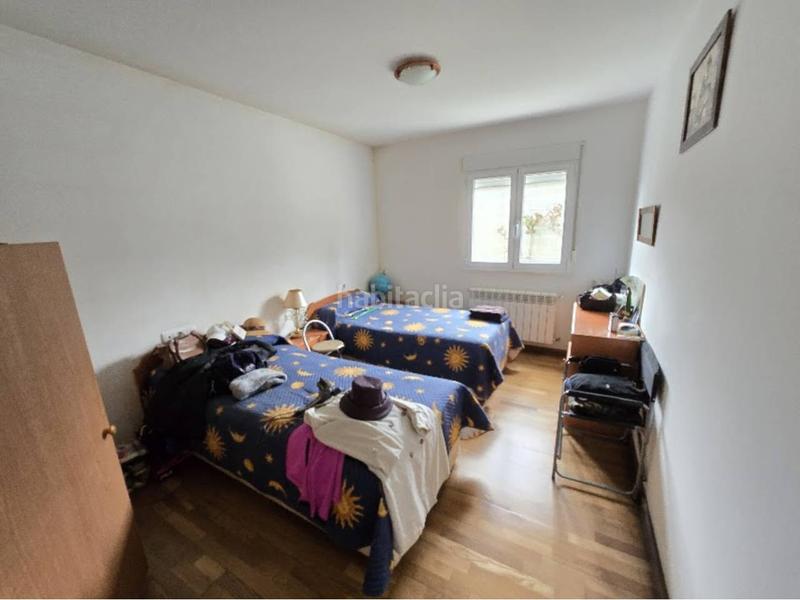 Foto b6b1af37-1299-42ac-a5b3-3f0de7e69cc9. Chalet with heating parking in Corgo (O)