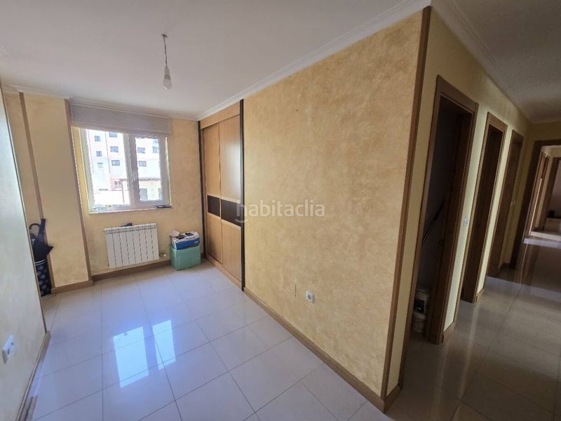Foto 41c8abd3-1faf-498b-9f41-4d59e878abd1. Pis amb calefacció aparcament a Residencia - Abella Lugo