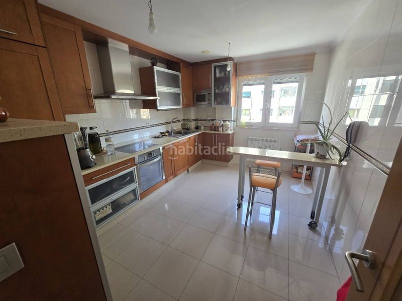 Foto 4d35b767-cadb-48a9-afc2-2b9bae2d2bcc. Pis amb calefacció aparcament a Residencia - Abella Lugo