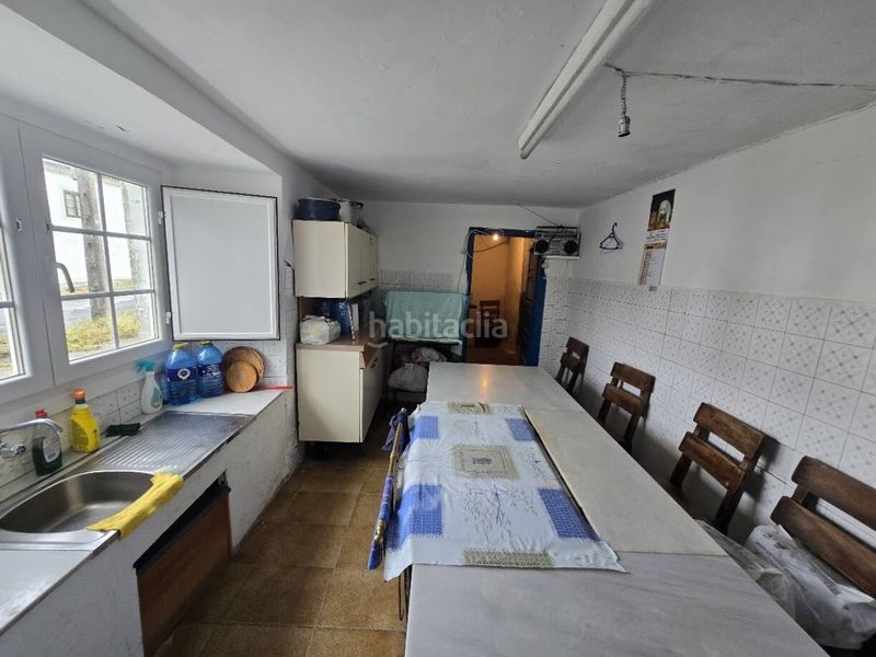 Foto 8afe63f5-f60d-4d39-892d-bdc83c892e21. Casa amb aparcament a Friol