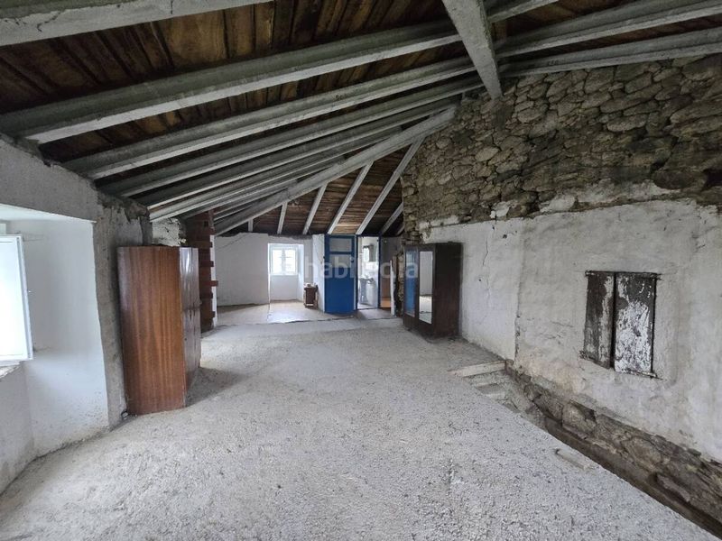 Foto fb62e816-2360-4e00-aae9-8a81c486eb66. Casa amb aparcament a Friol