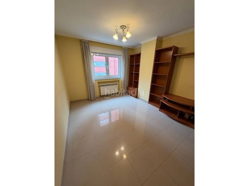 Foto 52a56f39-9910-4a70-8d1a-f4b18fbfcd4b. Apartament amb calefacció aparcament a San Roque - As Fontiñas Lugo