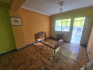 Flat  Calle río navia. Piso y bajo en rúa rio navia