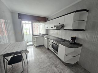 Etagenwohnung  Calle illas canarias. Piso amplio en r�a illas canarias