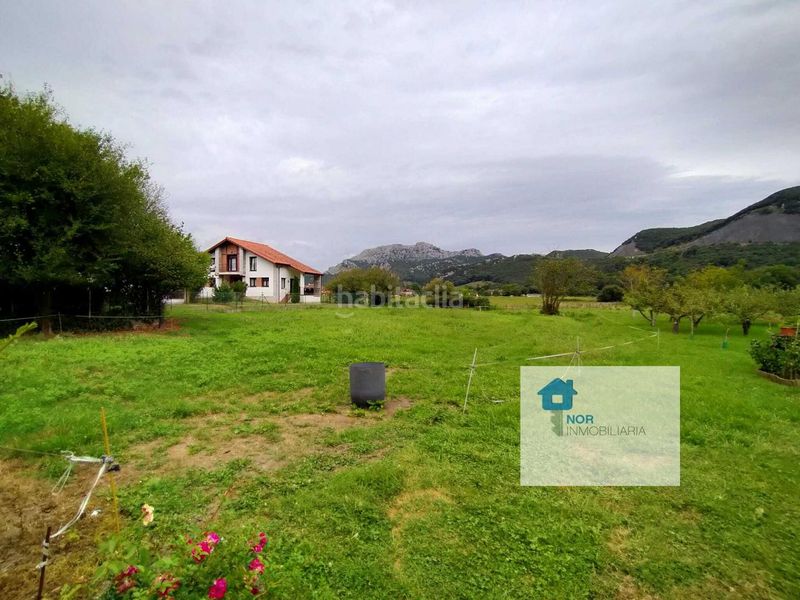 Foto 0405d10a-15bc-4684-b04c-7189b6a113c2. Casa adossada a Liendo