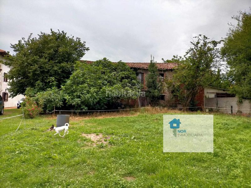 Foto 65d92f7b-46a6-4eab-a2f5-ed2b25475b6e. Casa adossada a Liendo