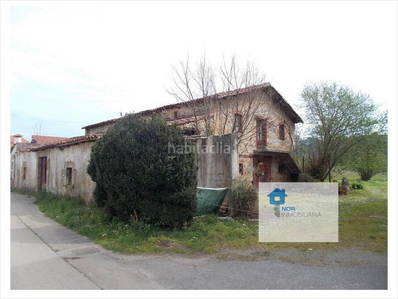 Foto 73785f92-68d0-4319-a570-2c4e59027d7a. Casa adossada a Liendo