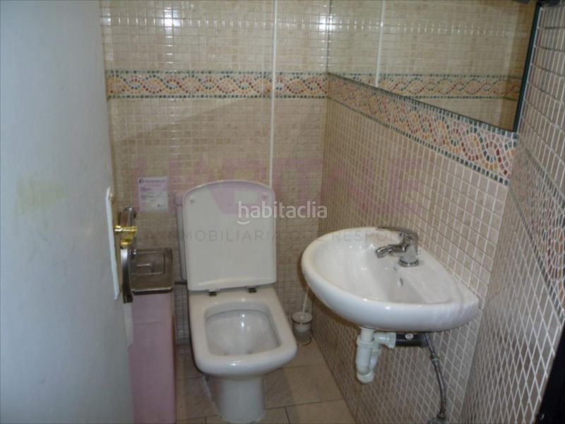 Foto 23766e38-1d57-4bb2-ab88-864fe53e4d97. Local comercial a Las Arenas Getxo