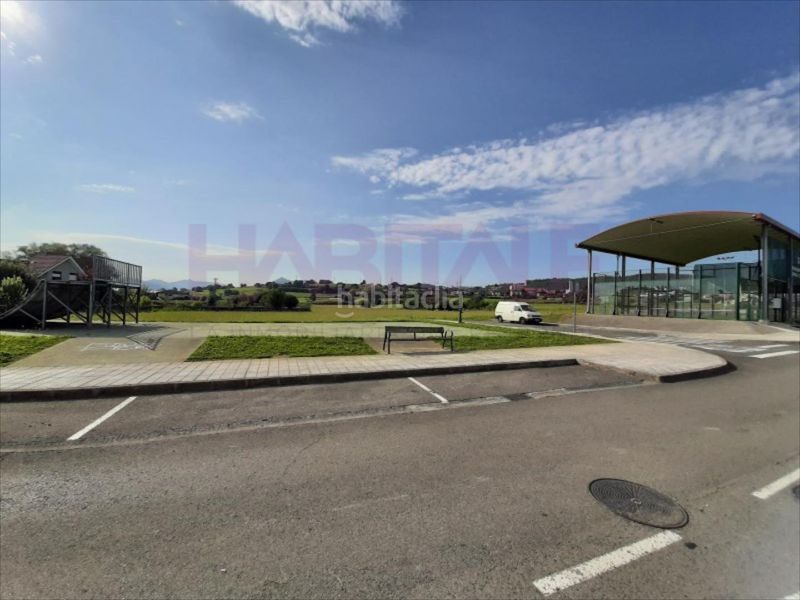 Foto d20a931c-0918-4eba-9824-a146b6967dc1. Terreno residenziale in Bárcena de Cicero