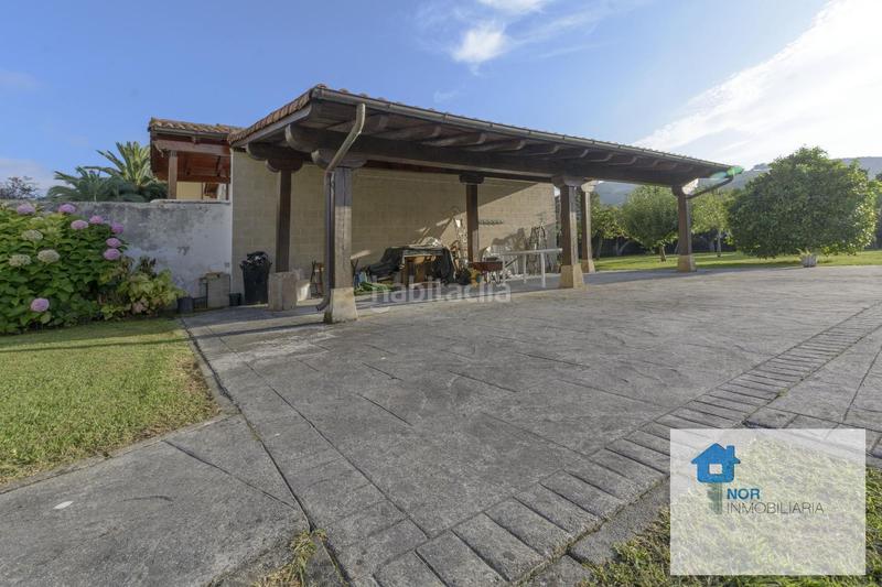 Foto 670ac99f-b30b-4848-b1ff-6eff4a464376. Casa nor inmobiliaria vende en exclusiva casa de 379 m2 construidos, dentro de parcela privada de 1.438 m2, en pleno centro y en Liendo