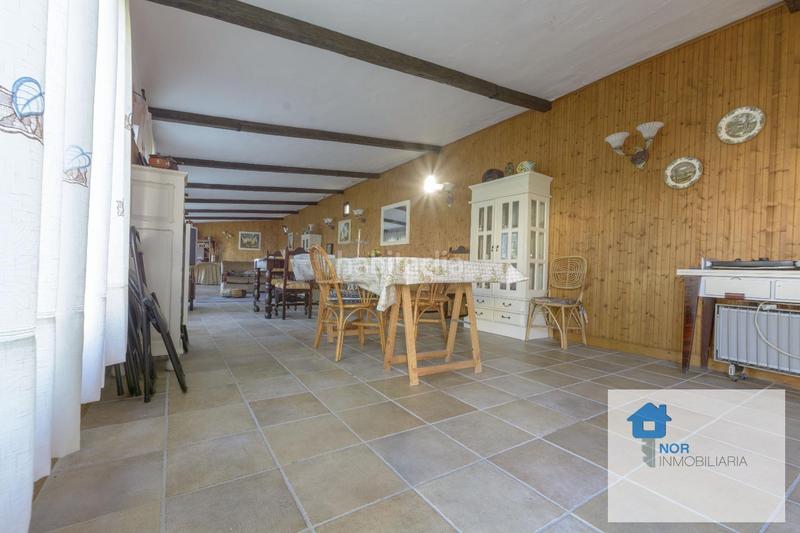 Foto cedd1a6d-b77f-43c3-8ab1-76a55122fb38. Casa nor inmobiliaria vende en exclusiva casa de 379 m2 construidos, dentro de parcela privada de 1.438 m2, en pleno centro y en Liendo