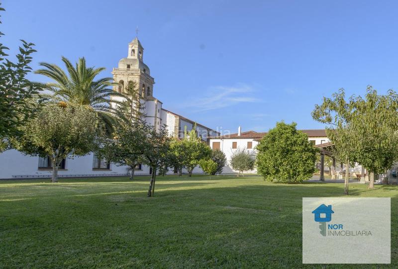 Foto f7b36cfc-874e-446f-baba-44205de346ae. Casa nor inmobiliaria vende en exclusiva casa de 379 m2 construidos, dentro de parcela privada de 1.438 m2, en pleno centro y en Liendo