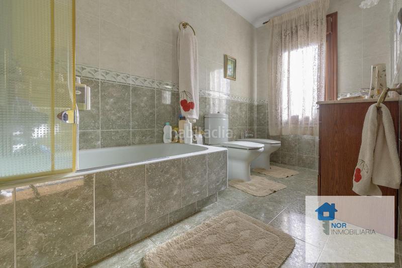 Foto fbb95dbf-9ac2-483f-bdde-ae5d1311382a. Casa nor inmobiliaria vende en exclusiva casa de 379 m2 construidos, dentro de parcela privada de 1.438 m2, en pleno centro y en Liendo