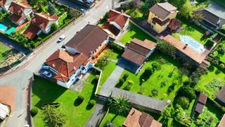 Casa en Liendo. Nor inmobiliaria vende en exclusiva casa de 379 m2 construidos,