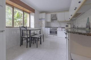 Pis a Liendo. Nor inmobiliaria vende casa adosada de piedra, de 200 m2 constru
