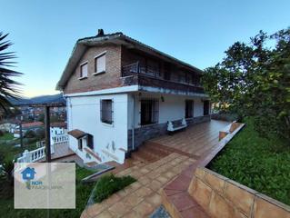 Casa a Ramales de la Victoria. Se vende casa independiente en ramales de la victoria, en una zo