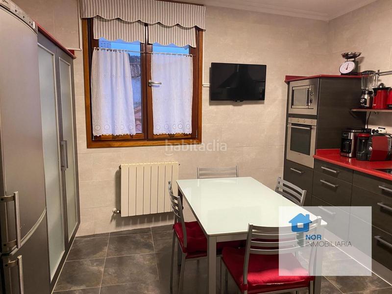 Foto bb937382-15d4-42d6-afd9-8ef522346f13. Dúplex a Zona Playa Laredo