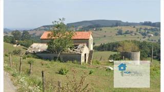 Casa a Hazas de Cesto. Norinmobiliaria vende una casa de piedra de 179 m2 en total, par