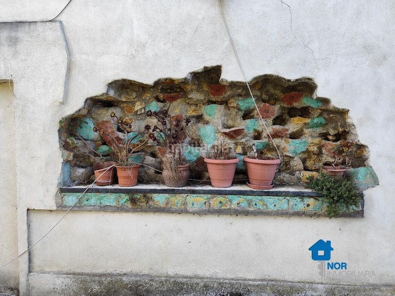 Foto d154523d-6882-469f-9d5b-5f97a23c60e8. Casa adossada a Bárcena de Cicero