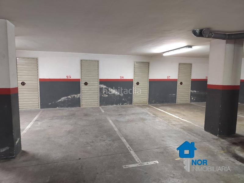 Foto c7777ed3-2a2c-497d-b4b7-76ad8a6f18cf. Parking coche otra vez dando vueltas para ver donde aparcar el coche?norinmobiliaria tiene la solución, vendemos una plaza doble de aparcamiento en Laredo