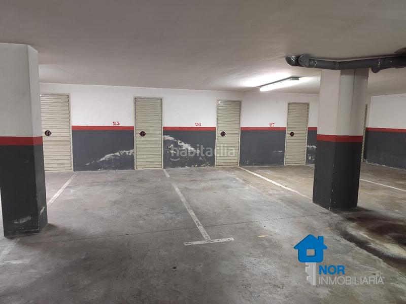 Foto cea46dc5-c1fc-492a-b40d-fe6ef569110f. Parking coche otra vez dando vueltas para ver donde aparcar el coche?norinmobiliaria tiene la solución, vendemos una plaza doble de aparcamiento en Laredo