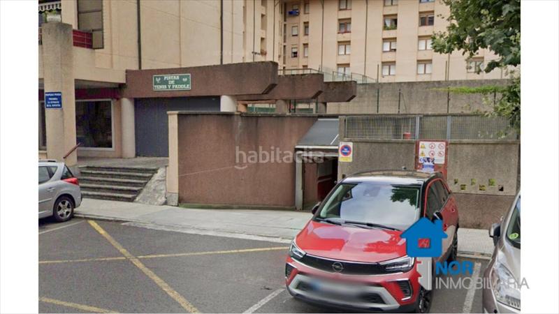 Foto 0c7585c7-65d4-442e-9886-0bf3307b1b23. Aparcament cotxe a Centro Laredo