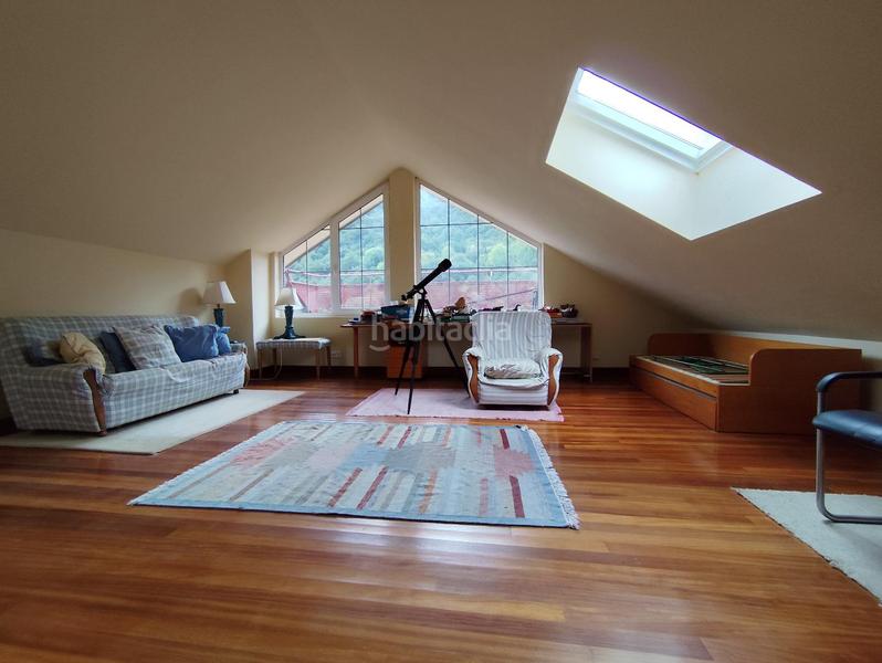 Foto 4130dc59-d8fc-40ac-93fb-c733e6f89486. Casa descubre el encanto de esta maravillosa propiedad, rodeada de naturaleza en un entorno privilegiado.se trata de una casa independi en Voto