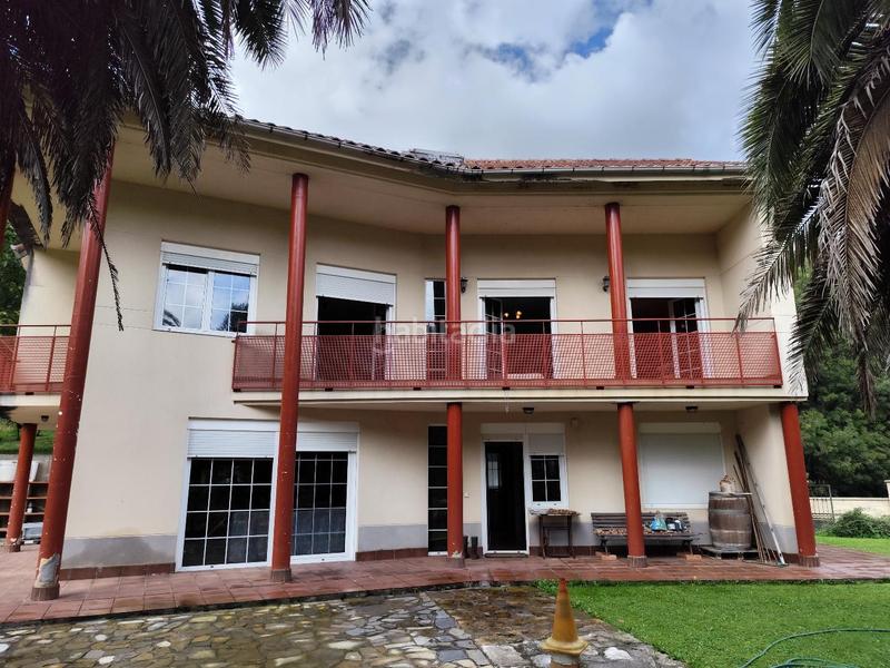 Foto d6859437-eec1-4831-ad40-47c14948a3ab. Casa descubre el encanto de esta maravillosa propiedad, rodeada de naturaleza en un entorno privilegiado.se trata de una casa independi en Voto