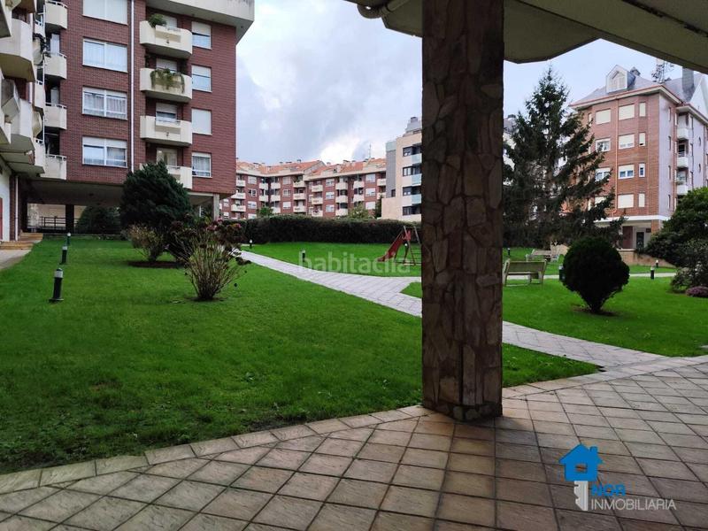 Foto 190ef789-028b-4a91-9895-14c5145aa711. Pis amb piscina a Playa Ostende Castro - Urdiales