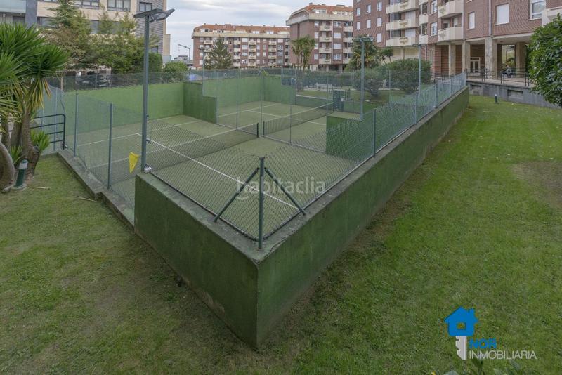 Foto 3a605bbd-e312-434f-b94a-6b44feb50874. Pis amb piscina a Playa Ostende Castro - Urdiales