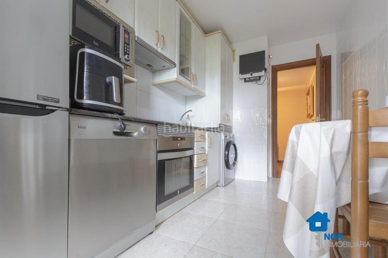 Foto 9112e8f9-0382-4eba-a052-4740e34e8c2e. Pis amb piscina a Playa Ostende Castro - Urdiales