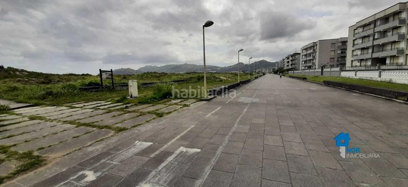 Foto 286b4942-90b5-4750-803e-fa5986dba63e. Lloguer pis a Zona Playa Laredo