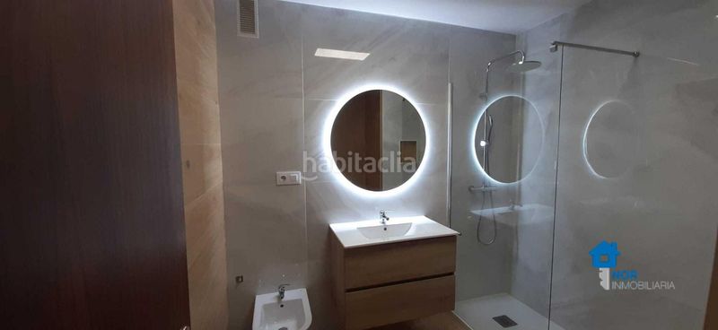 Foto bf6b920d-10e7-4a33-8add-dc79047017c4. Pis a Zona Playa Laredo
