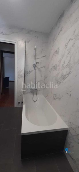 Foto f0d2fbdc-b4c2-420b-9975-0c6ba5feff32. Pis a Zona Playa Laredo
