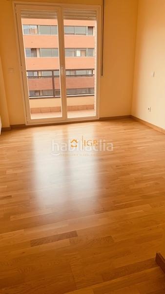 Foto 6f65bba9-d538-4893-8723-152f74b5b01a. Etagenwohnung mit heizung parking in Los Lirios Logroño