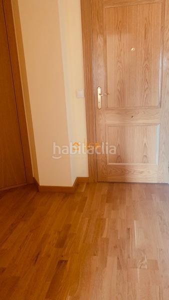 Foto 7238596d-16e7-4942-9c4e-8aeb5d426caa. Etagenwohnung mit heizung parking in Los Lirios Logroño