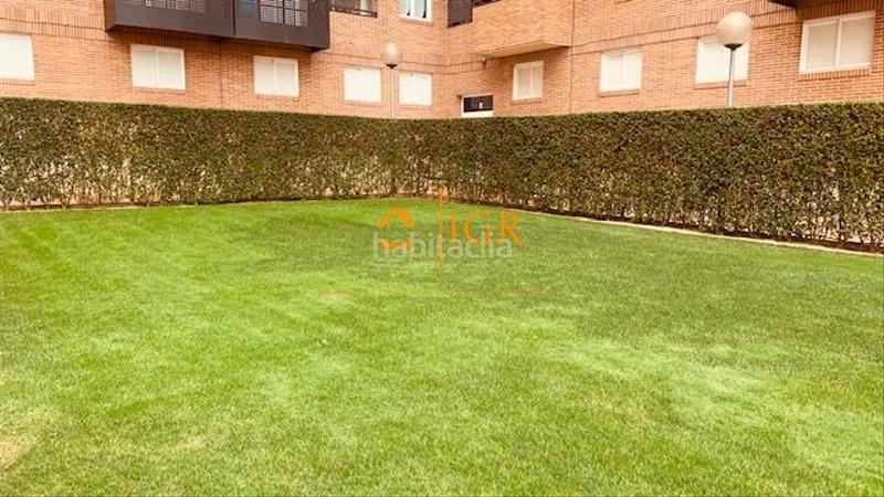 Foto a1ddcaf7-d9e1-4387-9578-adb6ca66efe3. Etagenwohnung mit heizung parking in Los Lirios Logroño