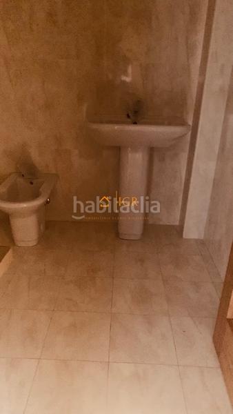 Foto c95a68c5-0228-4243-8b9c-fe292fd37df1. Etagenwohnung mit heizung parking in Los Lirios Logroño