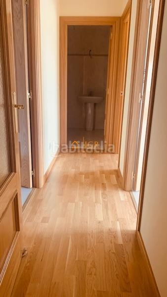Foto eecb2ad2-a03a-424f-ba49-151265daf7fa. Etagenwohnung mit heizung parking in Los Lirios Logroño