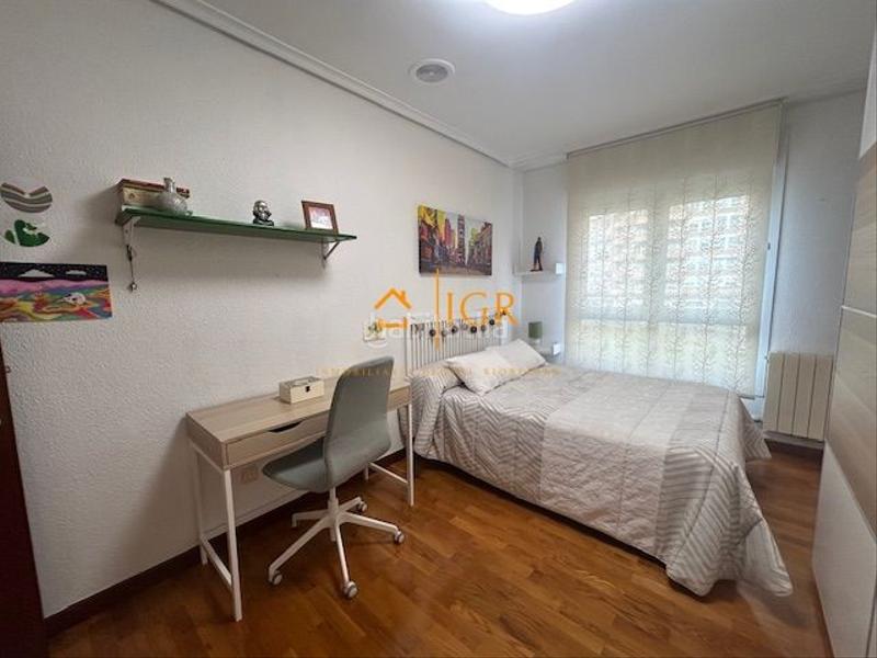 Foto 39aae511-b469-4fed-b2f0-1c9d24bac748. Pis amb calefacció aparcament a Jesuitas Logroño