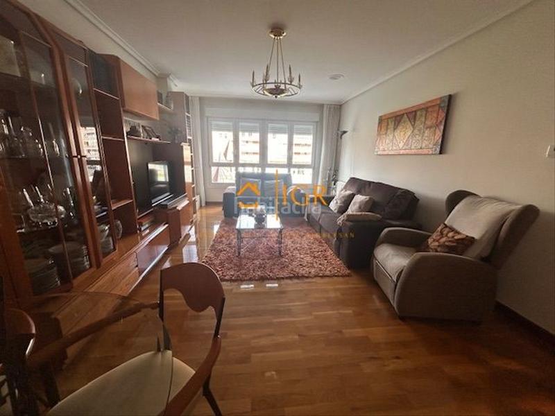 Foto 970d76af-97f7-4657-8b57-31ed6652f3f0. Pis amb calefacció aparcament a Jesuitas Logroño