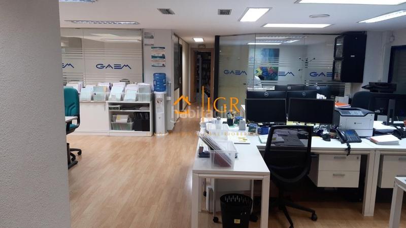 Foto b9fbdcc2-7fc1-4ba9-ac33-ad2e6321a925. Location bureau dans Gran Via Logroño