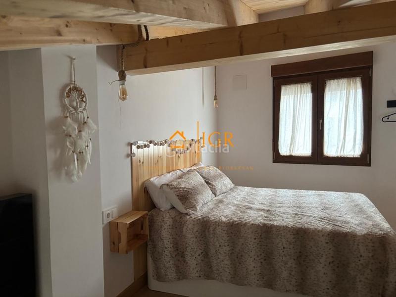 Foto fd6d357d-9252-4b3b-8857-0c1c4dac40c2. Haus mit heizung in Torrecilla en Cameros