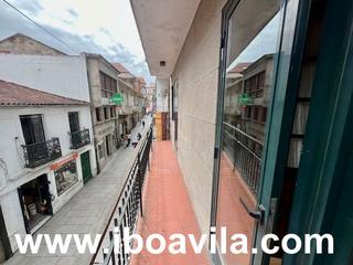 Miete Etagenwohnung  Rúa real 31. Alquiler curso escolar