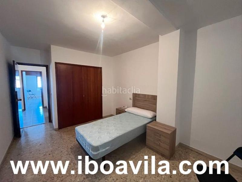 Foto 5e91ce00-0499-4b46-9bd6-8f84dc9ccb9c. Alquiler piso en rúa doutor loureiro crespo 54 alquiler piso 4 habitaciones en Pontevedra