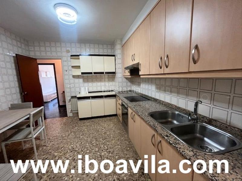 Foto cbc8bd75-b215-483c-89e2-9ed080abf930. Alquiler piso en rúa doutor loureiro crespo 54 alquiler piso 4 habitaciones en Pontevedra