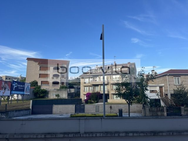 Foto 7ee9d9e1-fc46-47d6-b6fd-e5916443f584. Pis a avenida luis rocafort 38 a Sanxenxo pueblo Sanxenxo