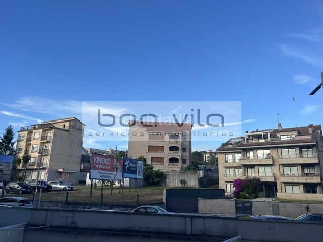 Foto 9eba3d2c-bea6-4333-8159-6e6a9197ba39. Pis a avenida luis rocafort 38 a Sanxenxo pueblo Sanxenxo