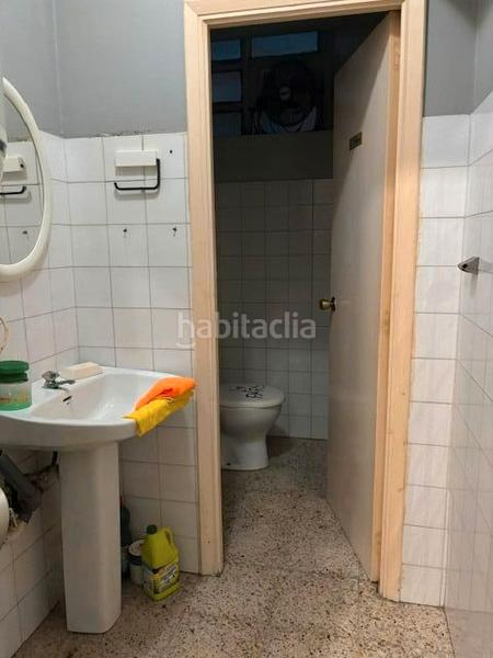 Foto 70971ca3-10a2-4fdf-8f40-a9447e2f9e34. Alquiler local comercial excelente local muy bien ubicado en Narón