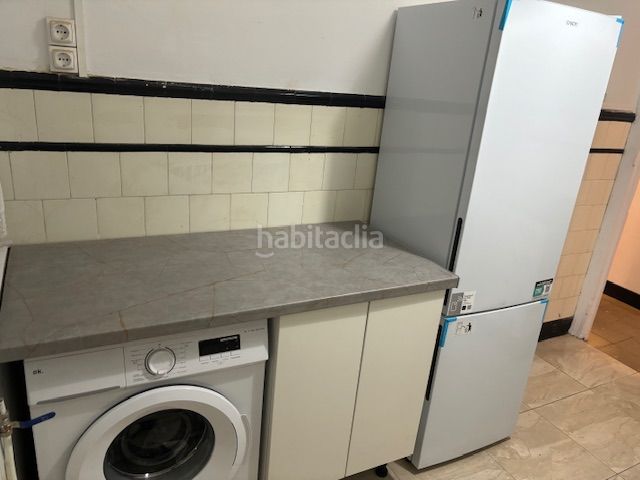 Foto 9322a96d-2459-4a0f-aabe-99a90be01cdb. Rent flat with heating in Centro Ferrol